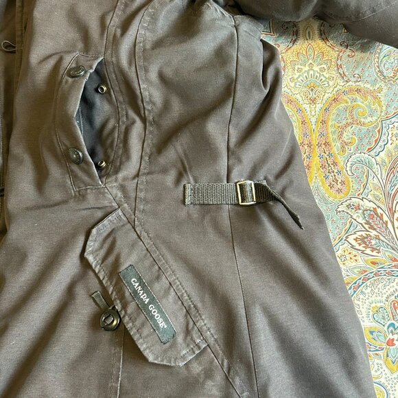 CANADA GOOSE Kensington Winter Coat - Women's Size L - Picture 7 of 14